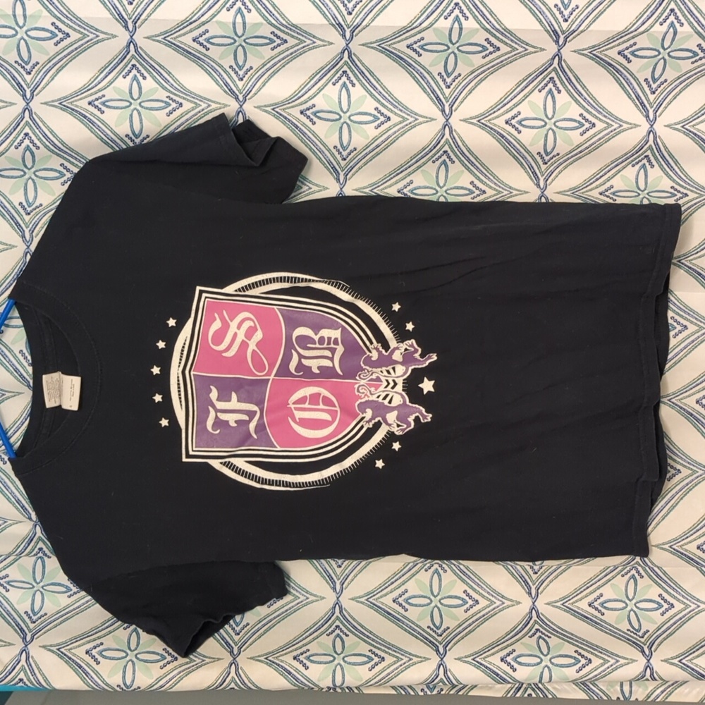 Rave Y2k event tee 2013  size S great condition dj list on back minor cracking